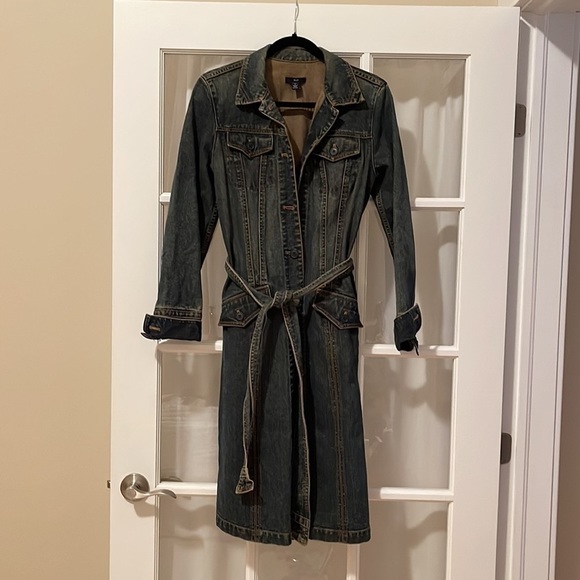 GAP Jean Coat (wears like a Small, but tag says M — see measurements below) - Picture 2 of 13